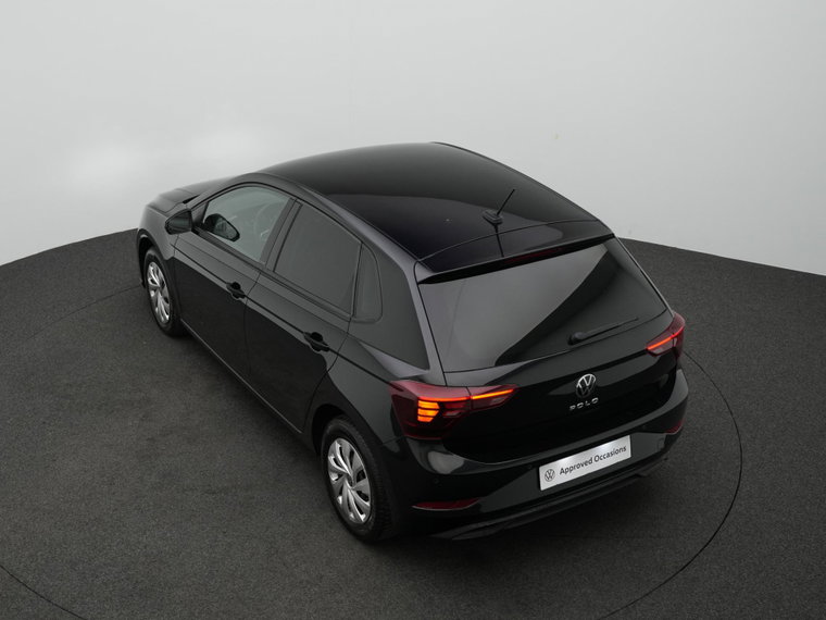 Vehicle Image 25