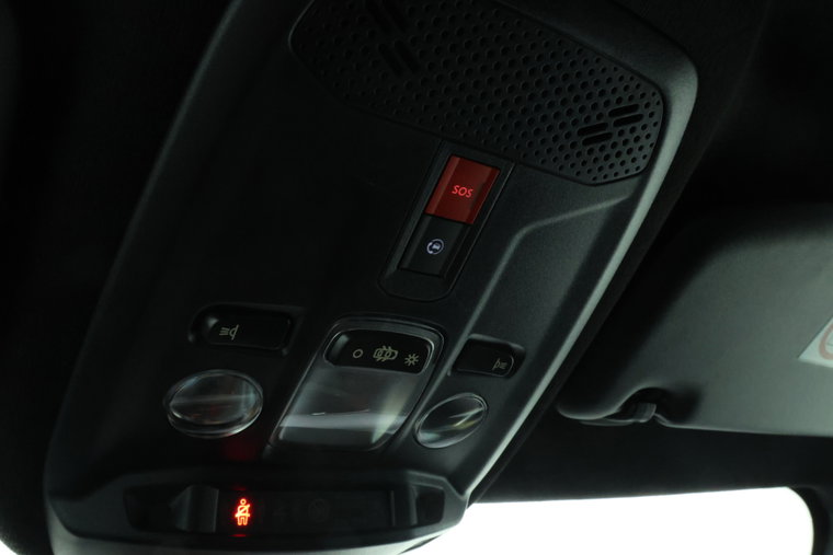 Vehicle Image 33