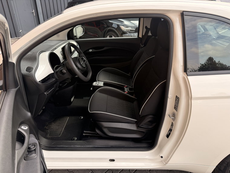 Vehicle Image 33