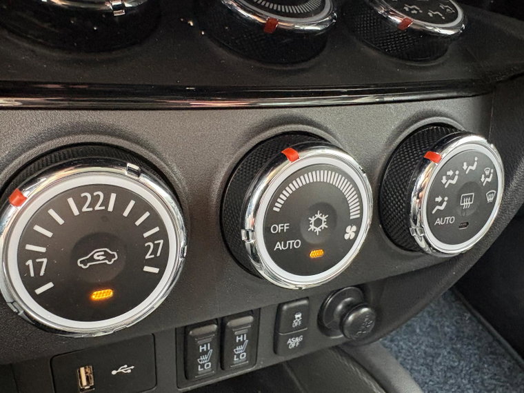 Vehicle Image 26