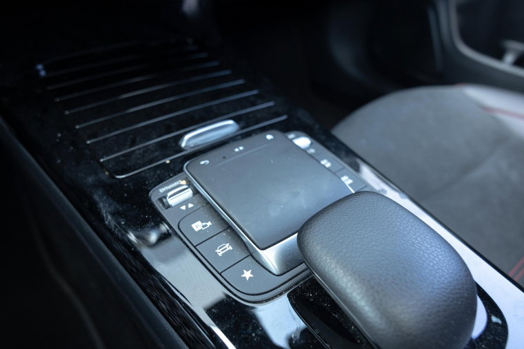 Vehicle Image 36