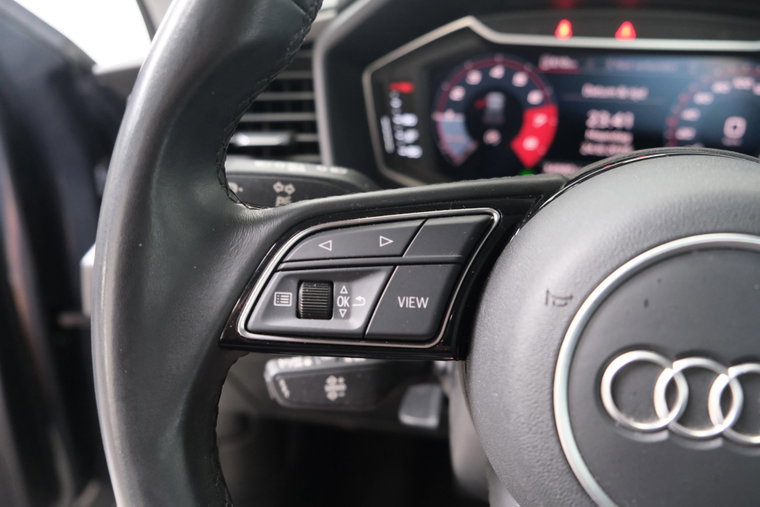 Vehicle Image 22