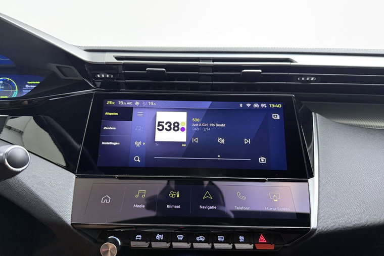 Vehicle Image 30