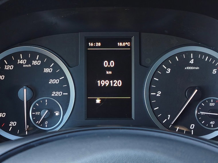 Vehicle Image 21