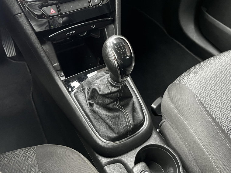 Vehicle Image 20