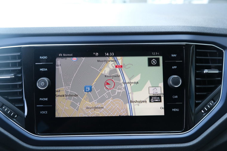 Vehicle Image 21