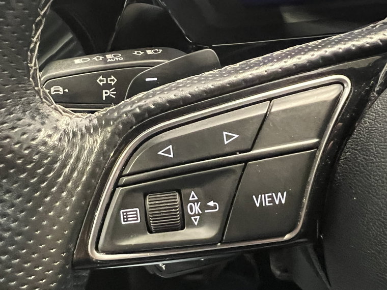 Vehicle Image 23