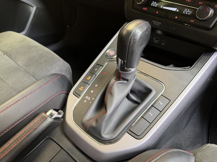 Vehicle Image 52