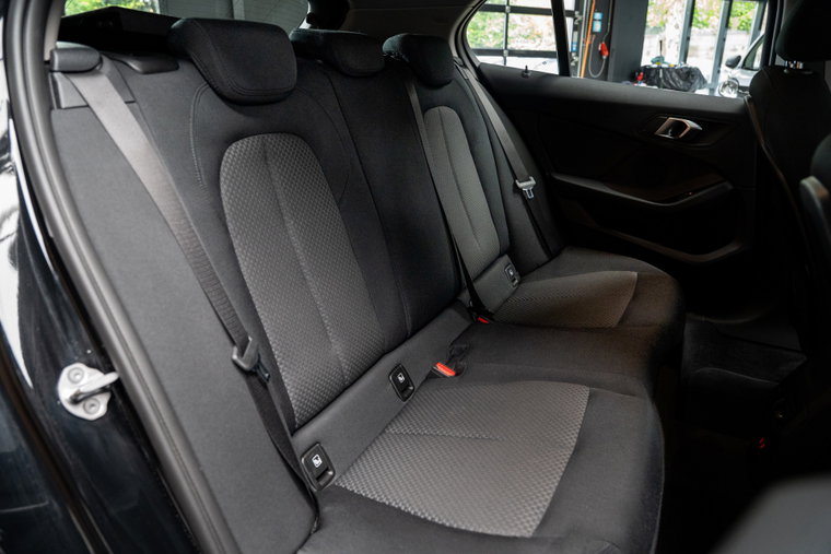 Vehicle Image 37