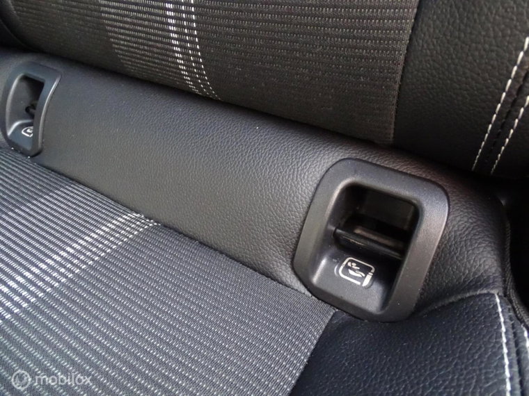 Vehicle Image 49