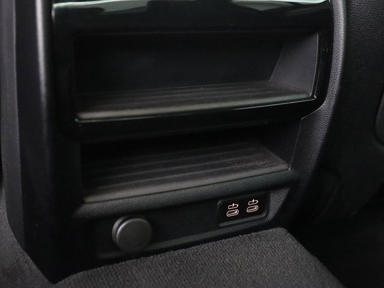 Vehicle Image 34