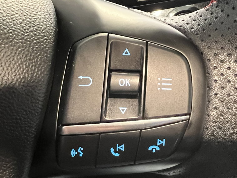 Vehicle Image 28