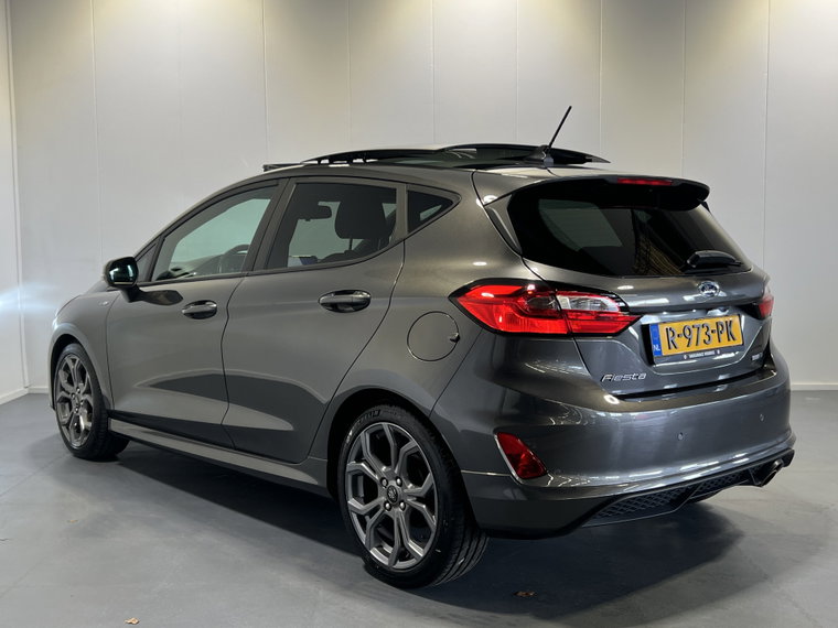Vehicle Image 38