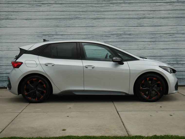 Vehicle Image 26
