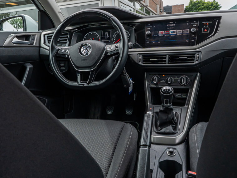 Vehicle Image 20
