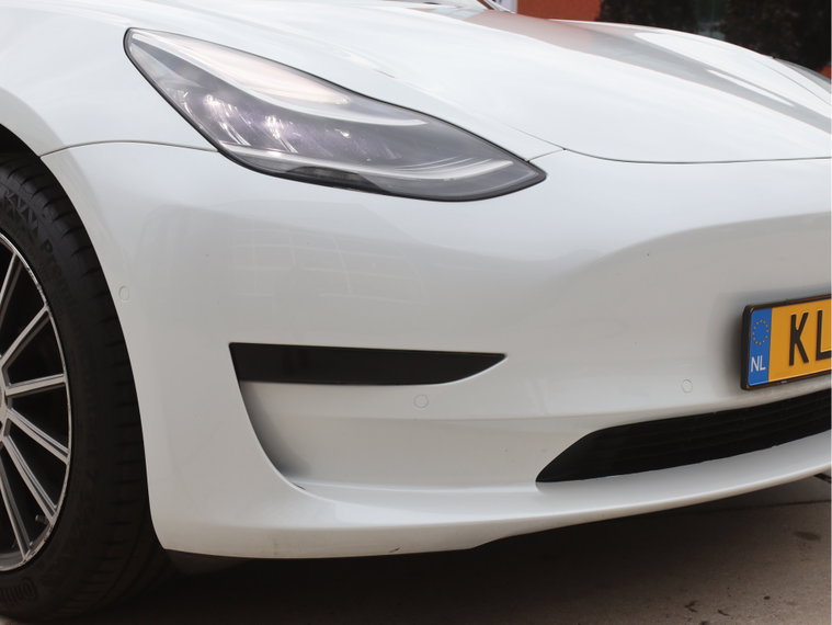Vehicle Image 33