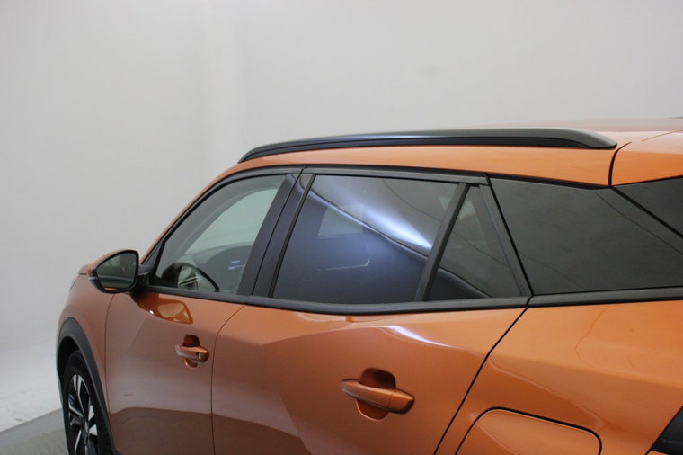 Vehicle Image 33