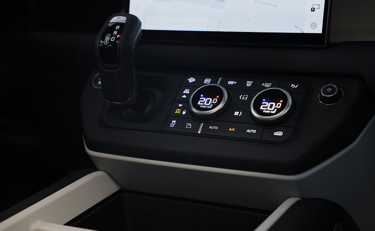 Vehicle Image 38
