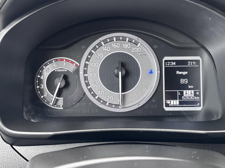 Vehicle Image 13