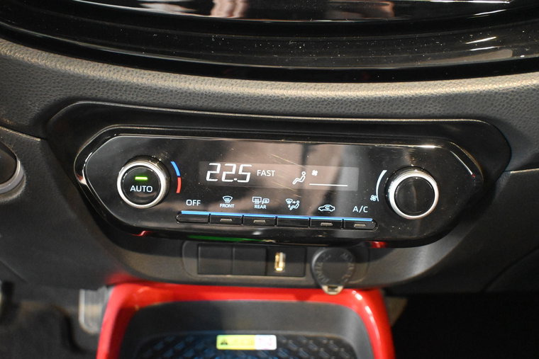 Vehicle Image 27