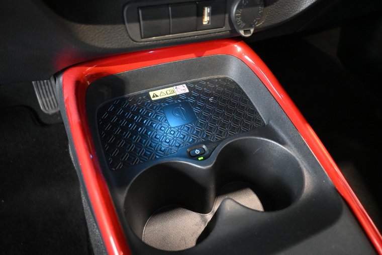 Vehicle Image 30
