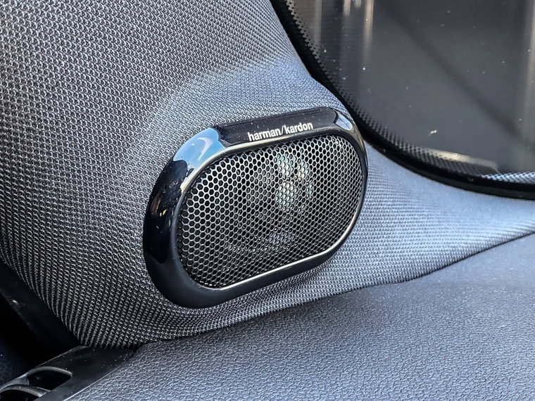 Vehicle Image 40