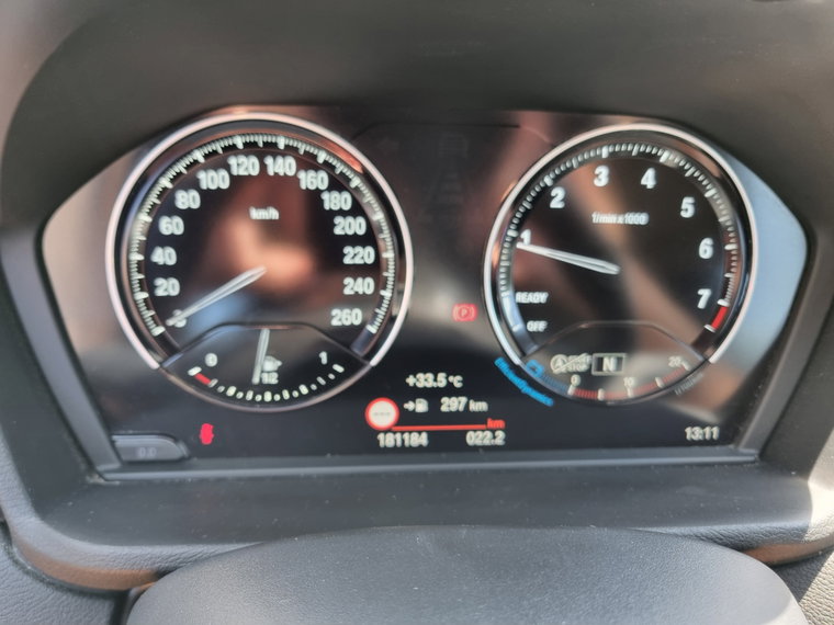 Vehicle Image 33