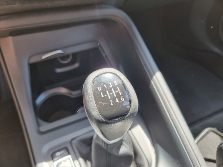 Vehicle Image 38