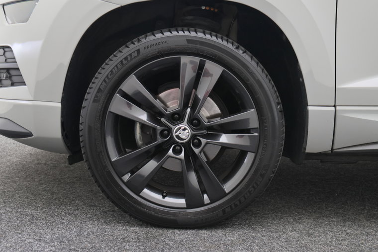 Vehicle Image 25