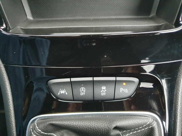 Vehicle Image 34