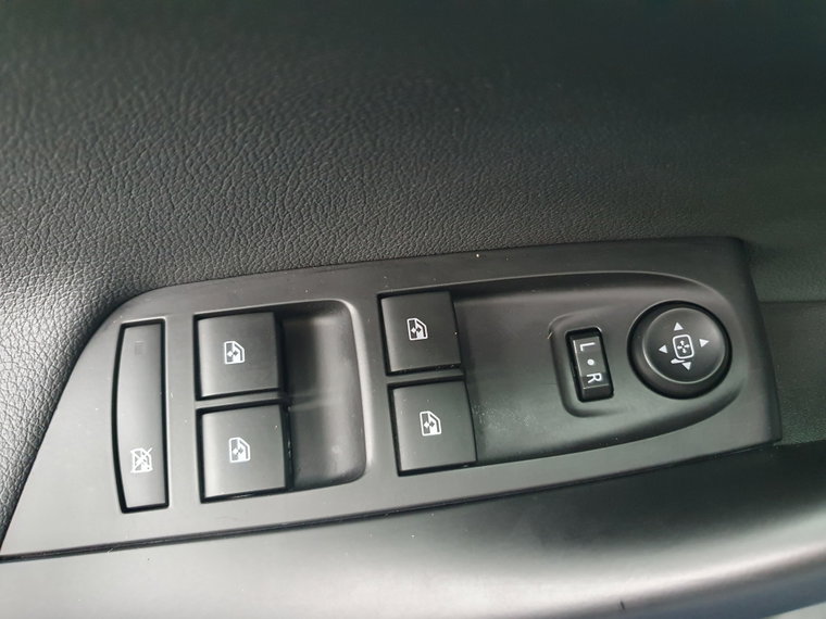 Vehicle Image 40