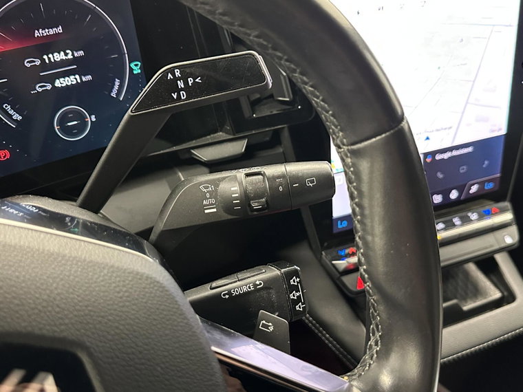 Vehicle Image 23