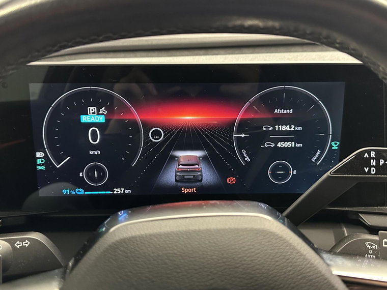 Vehicle Image 26
