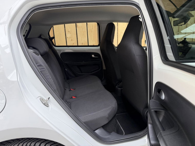 Vehicle Image 36