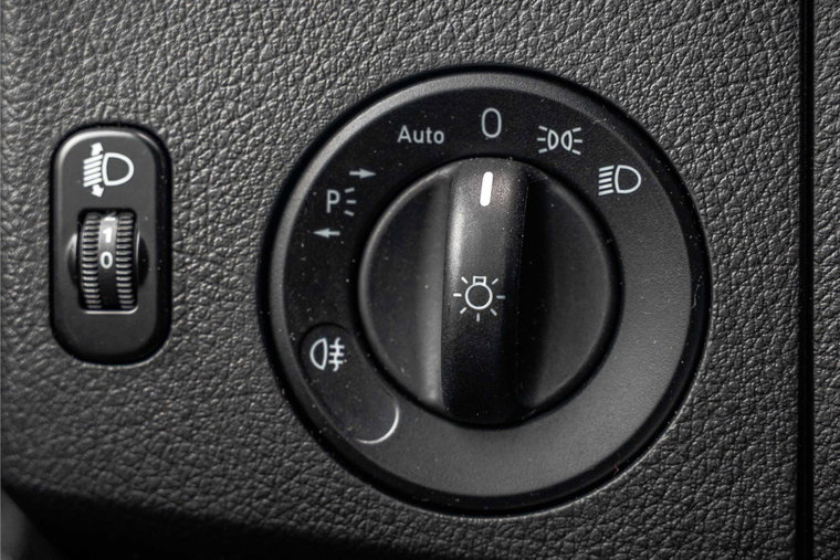 Vehicle Image 24