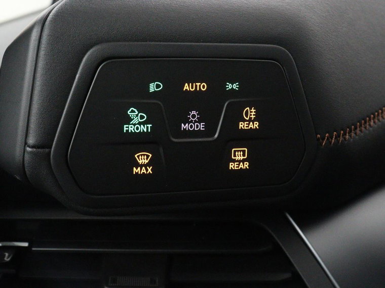 Vehicle Image 35