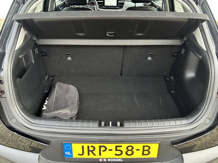 Vehicle Image 37