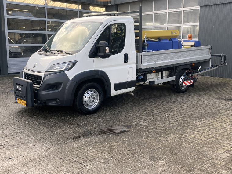 Vehicle Image 33
