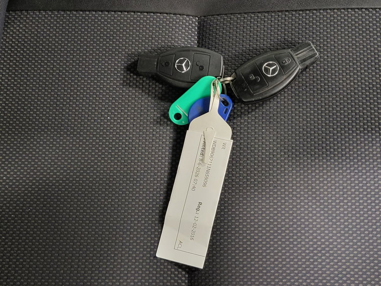 Vehicle Image 18
