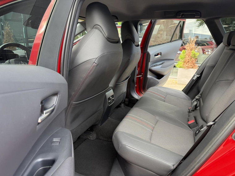 Vehicle Image 19