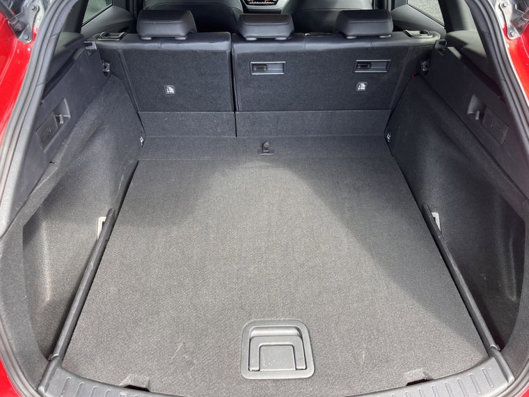 Vehicle Image 38