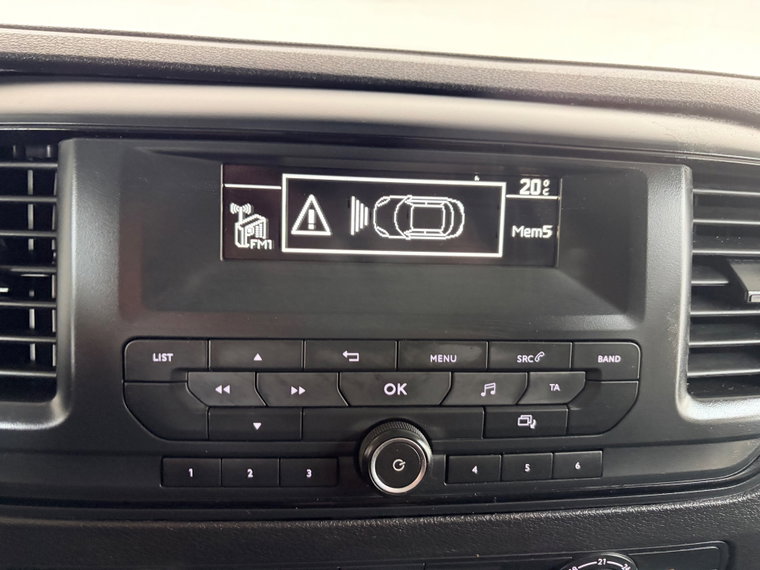 Vehicle Image 26