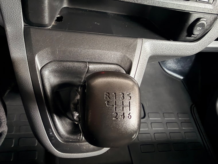 Vehicle Image 28
