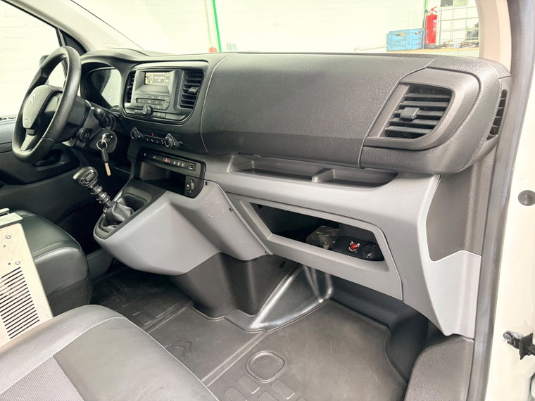Vehicle Image 48