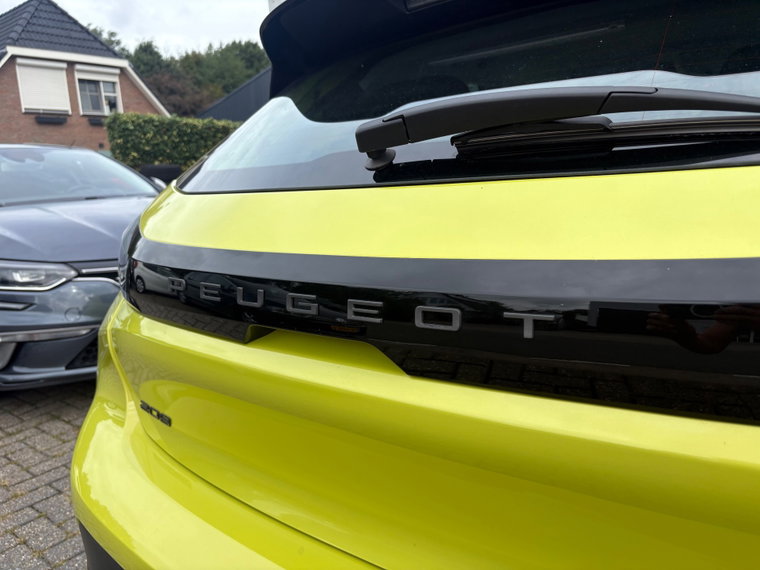 Vehicle Image 31