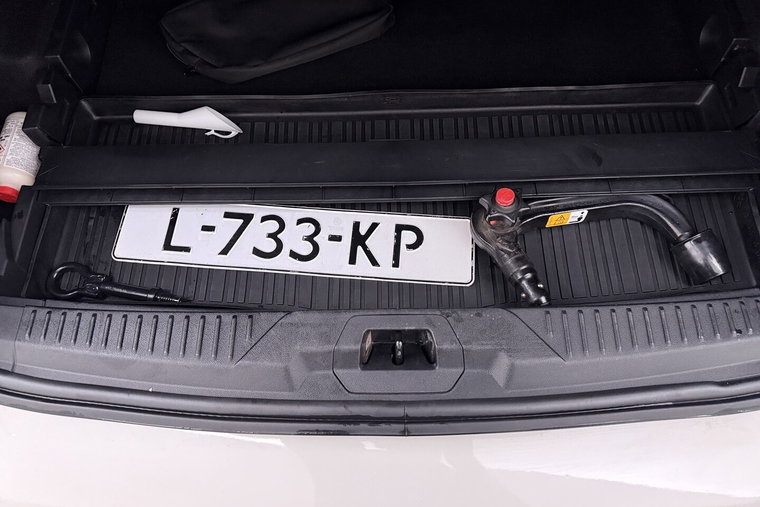 Vehicle Image 23
