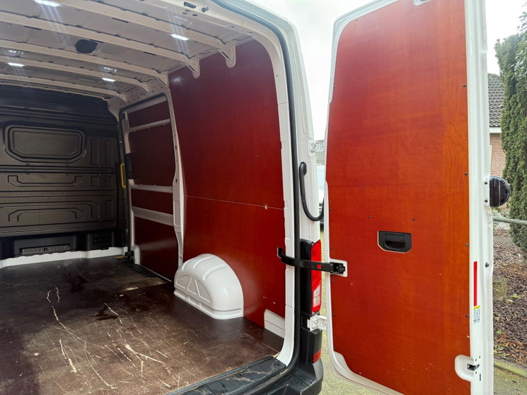 Vehicle Image 22