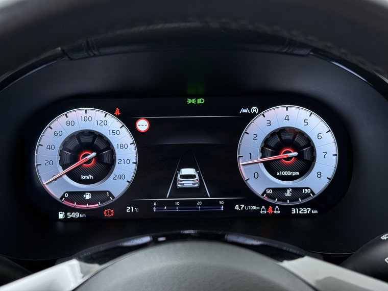 Vehicle Image 24