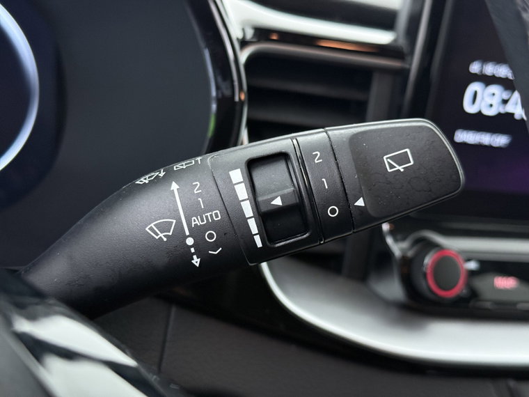 Vehicle Image 26