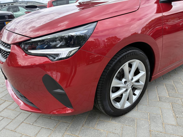 Vehicle Image 18
